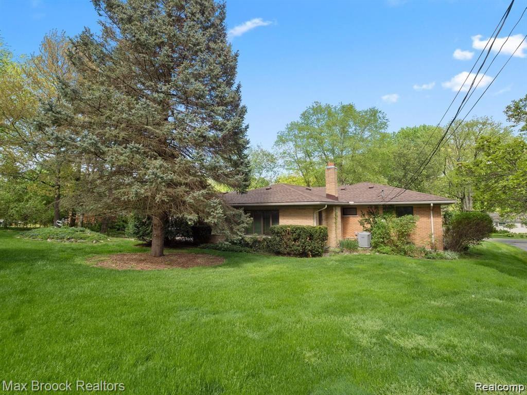28153 Quail Hollow Road Farmington, MI 48331 - Photo 25 of 25 Gallery Image 25