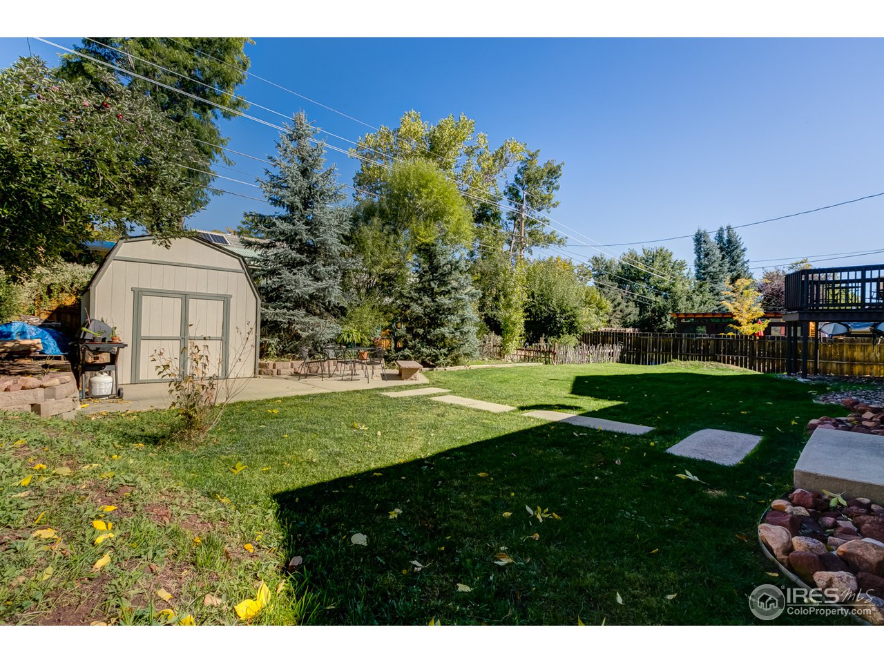 2635 Stephens Road Boulder, CO 80305 - Photo 22 of 25 Large Yard