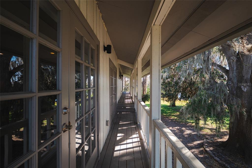 602 Druid Way Lutz, FL 33548 - Photo 30 of 81