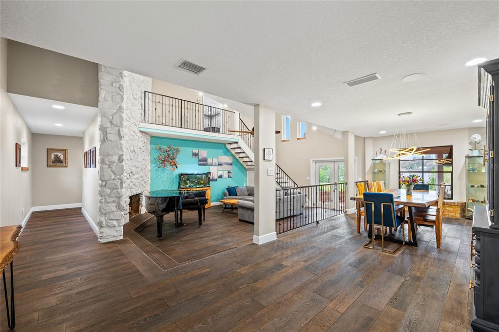 602 Druid Way Lutz, FL 33548 - Photo 5 of 81