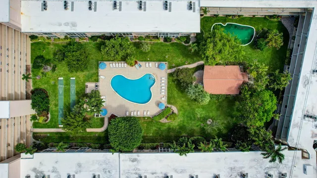 $369,000 | 1481 South Ocean Boulevard, Unit 413A, Lauderdale-by-the-Sea, FL 33062