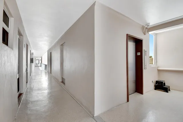 $369,000 | 1481 South Ocean Boulevard, Unit 413A, Lauderdale-by-the-Sea, FL 33062