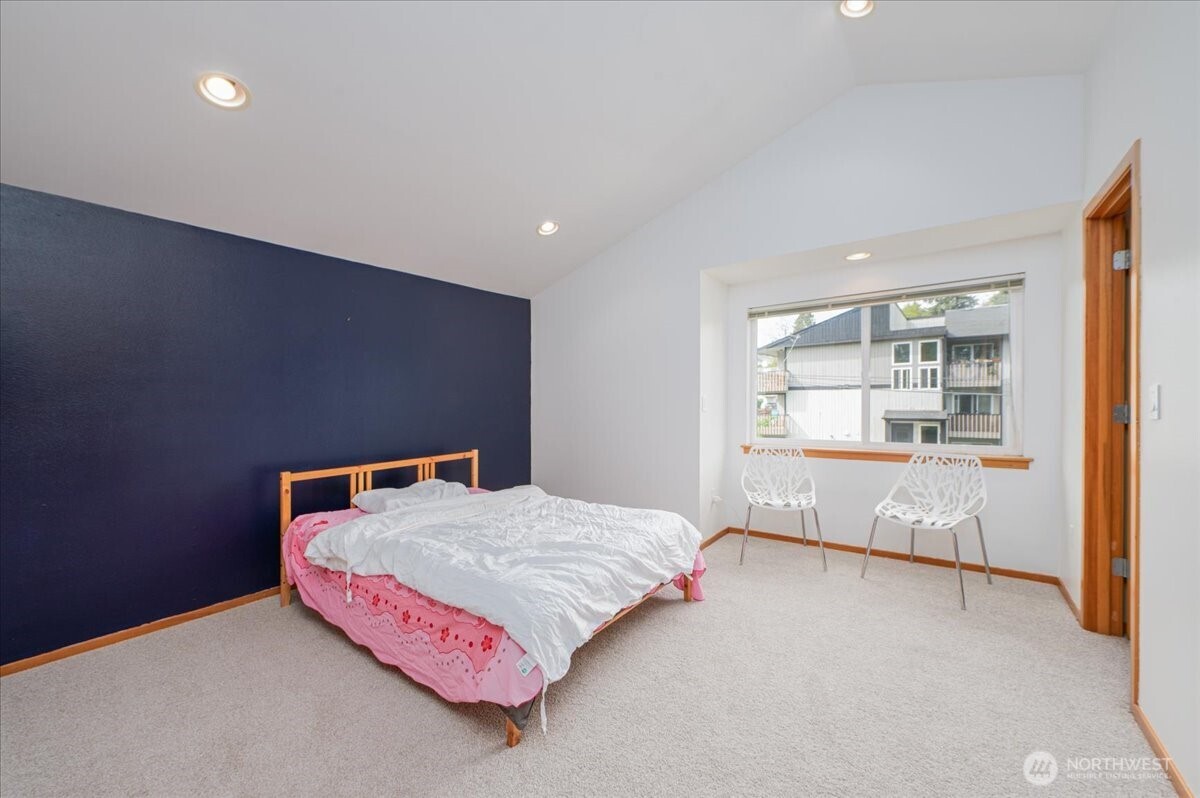 1145 North 91st Street, Unit A Seattle, WA 98103 - Photo 14 of 28