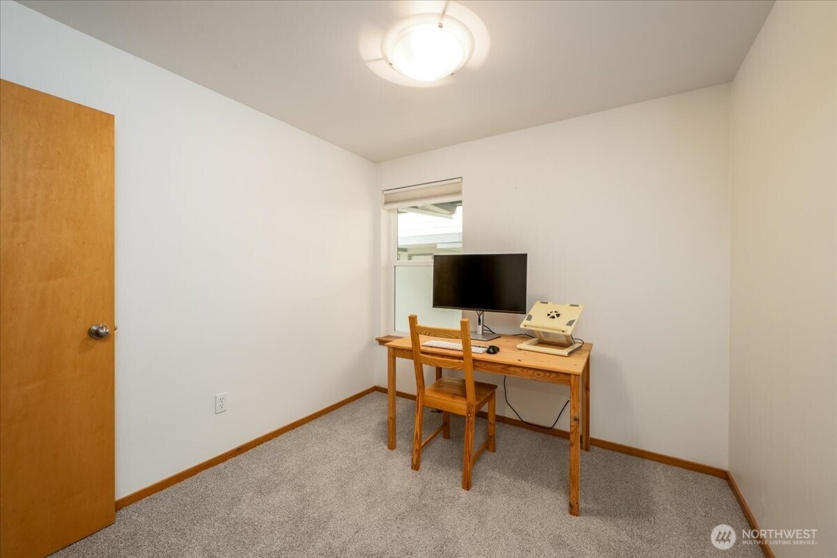 1145 North 91st Street, Unit A Seattle, WA 98103 - Photo 22 of 28
