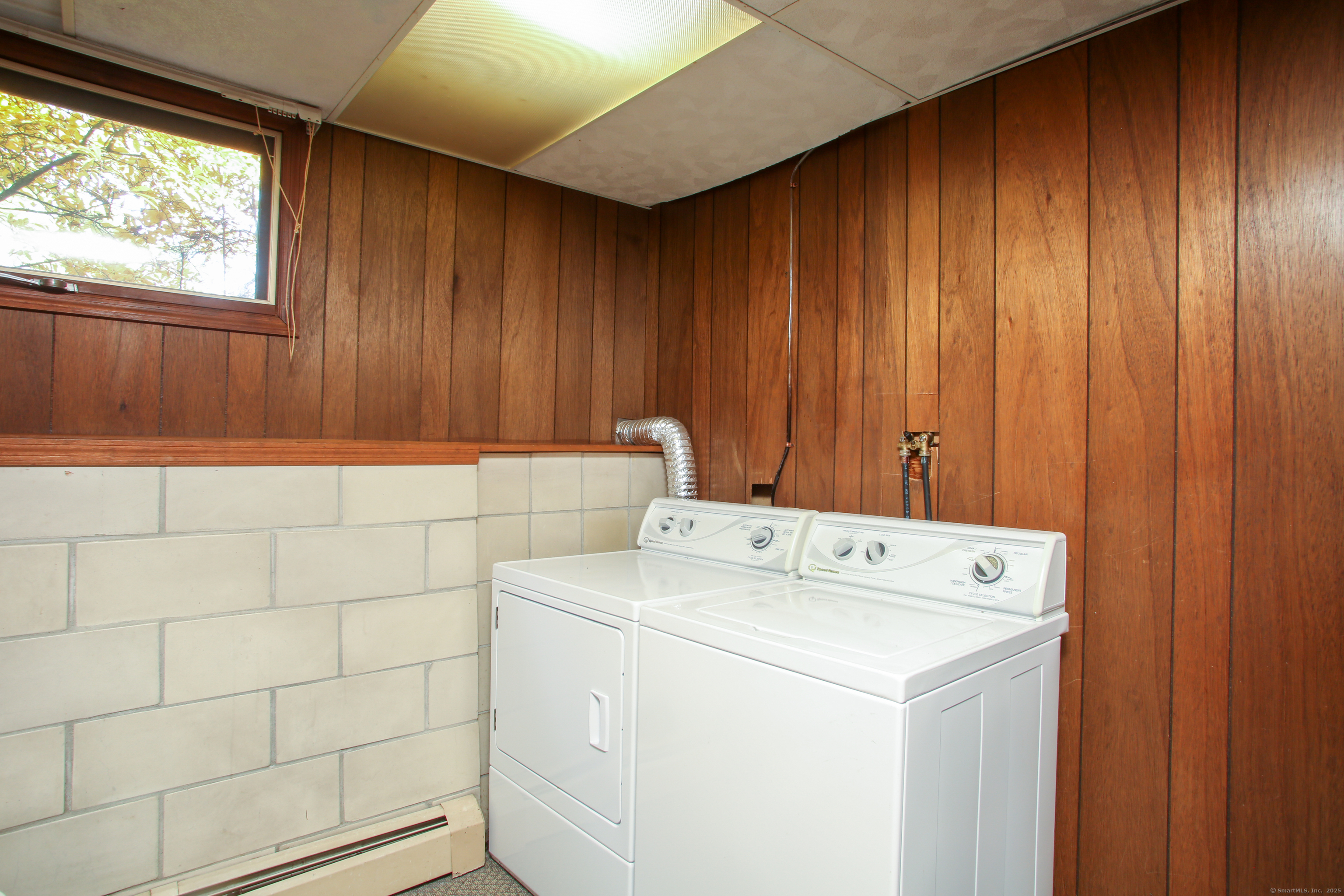 118 Washinee Heights Road Salisbury, CT 06068 - Photo 18 of 31 a utility room with dryer and washer