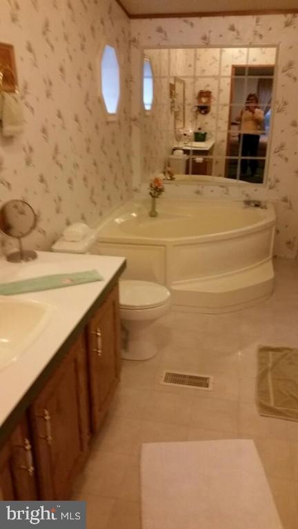 48 Conrad Lane Lititz, PA 17543 - Photo 9 of 16