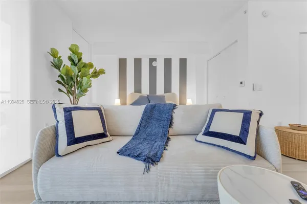 $2,750 | 1100 South Miami Avenue, Unit 3605, Miami, FL 33130