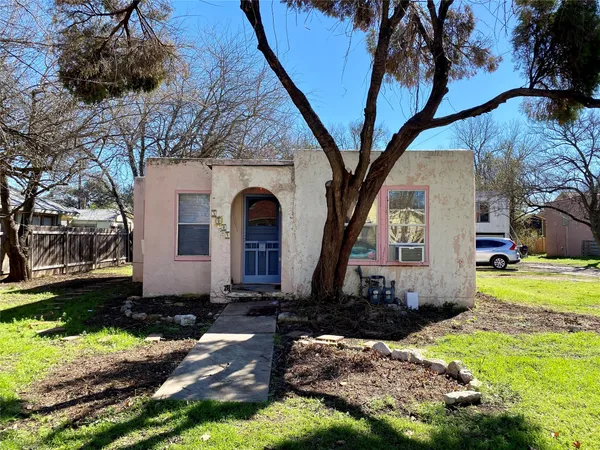 $1,600 | 5009 Avenue G, Unit A, Austin, TX 78751