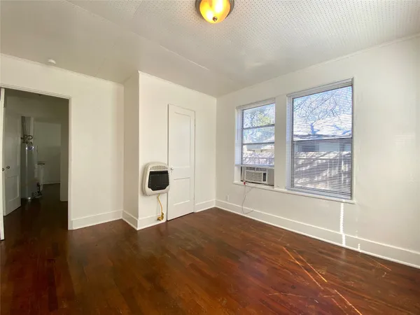 $1,600 | 5009 Avenue G, Unit A, Austin, TX 78751