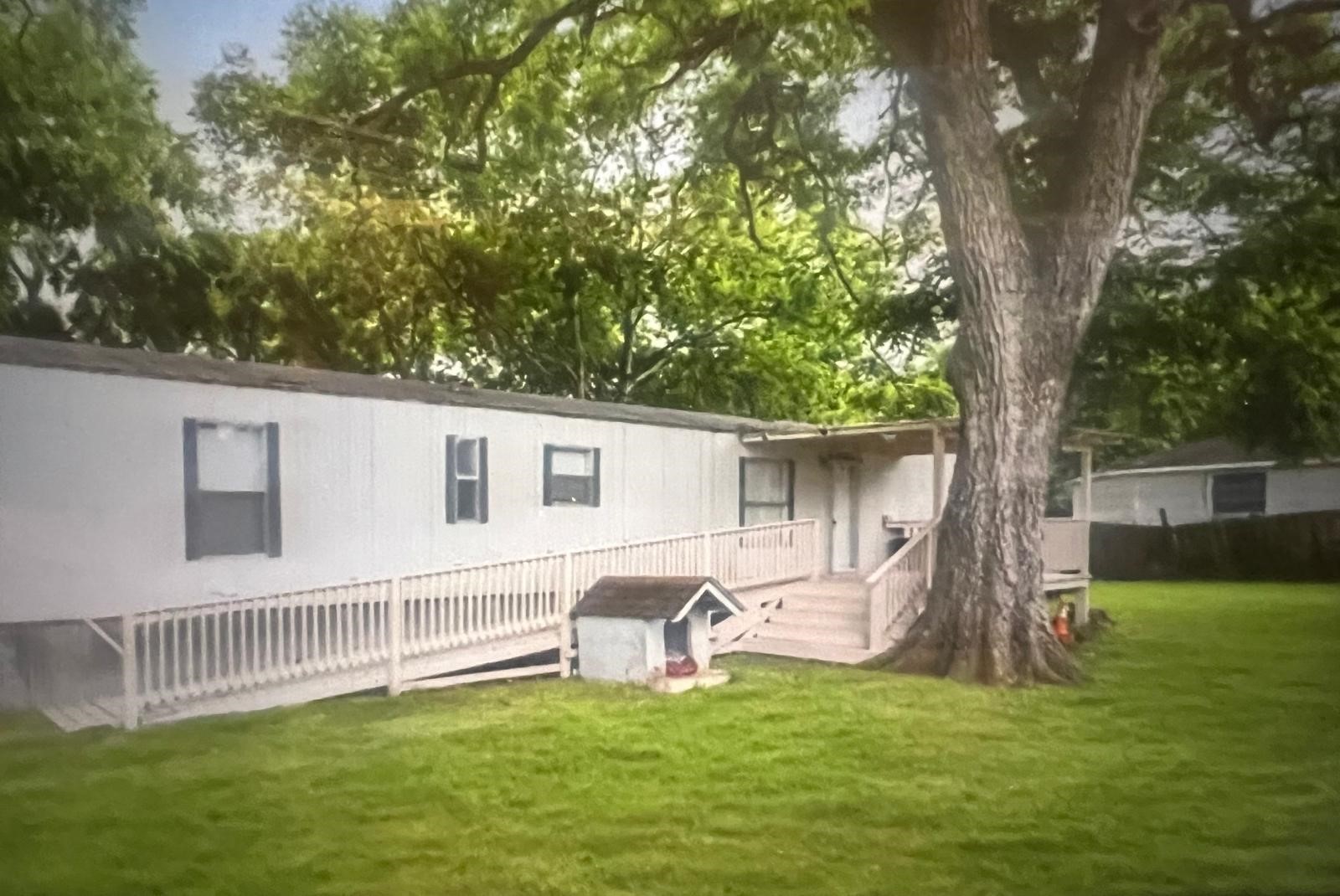 2106 Avenue C Rosenberg, TX 77471 - Photo 5 of 20