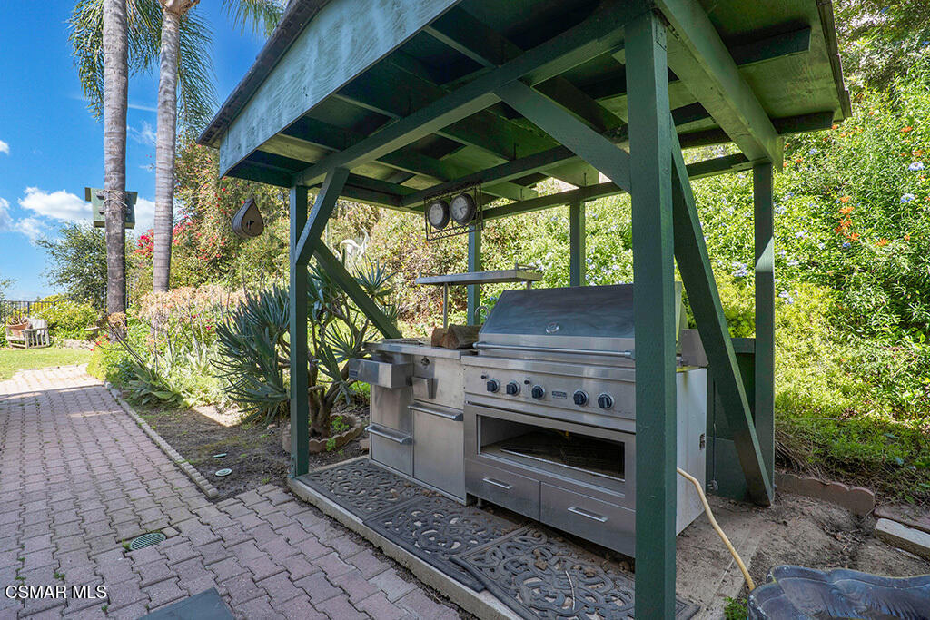 11823 Maple Crest Street Moorpark, CA 93021 - Photo 47 of 55