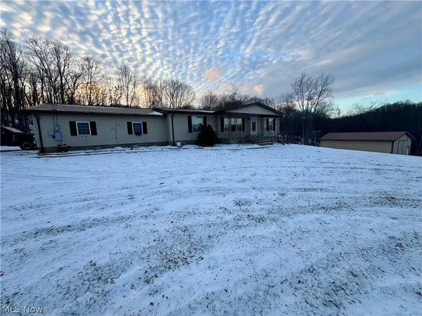 $367,500 | 1105 Pacific Road Northeast, Carrollton, OH 44615