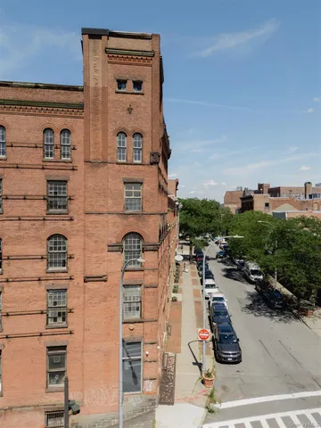 $2,500 | 155 River Street, Unit 1A, Troy, NY 12180