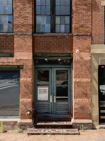 $2,500 | 155 River Street, Unit 1A, Troy, NY 12180