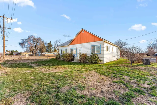 $100,000 | 1115 Airbase Road, Mountain Home, ID 83647