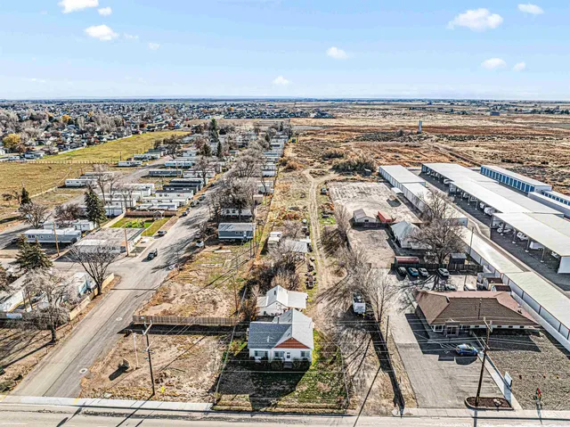 $100,000 | 1115 Airbase Road, Mountain Home, ID 83647