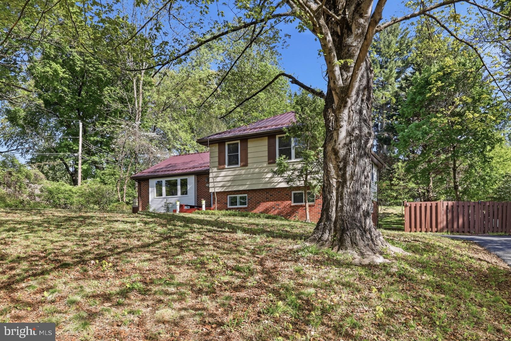 854 Burrows Run Road Chadds Ford, PA 19317 - Photo 3 of 21