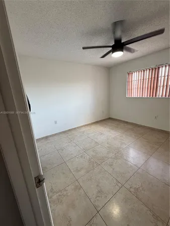 $2,200 | 8851 Northwest 119th Street, Unit 22132, Hialeah Gardens, FL 33018