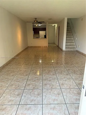 $2,200 | 8851 Northwest 119th Street, Unit 22132, Hialeah Gardens, FL 33018