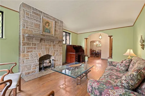 $675,000 | 1371 Navahoe Drive, Pittsburgh, PA 15228
