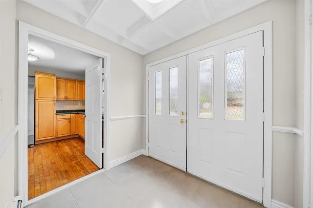 $689,950 | 10 Leone Court, Woodbury, NY 10930