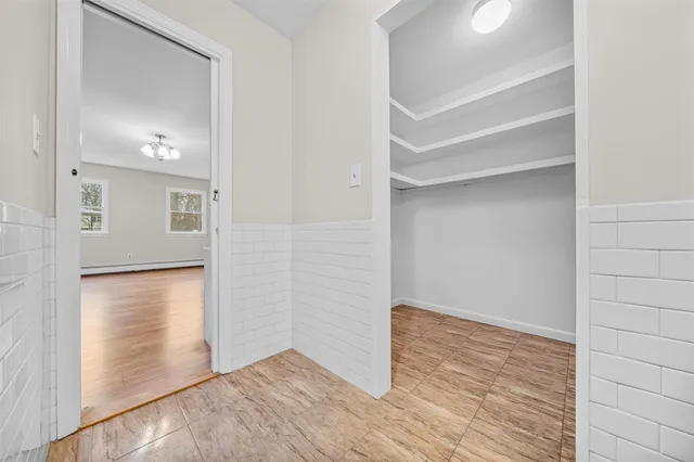 $689,950 | 10 Leone Court, Woodbury, NY 10930