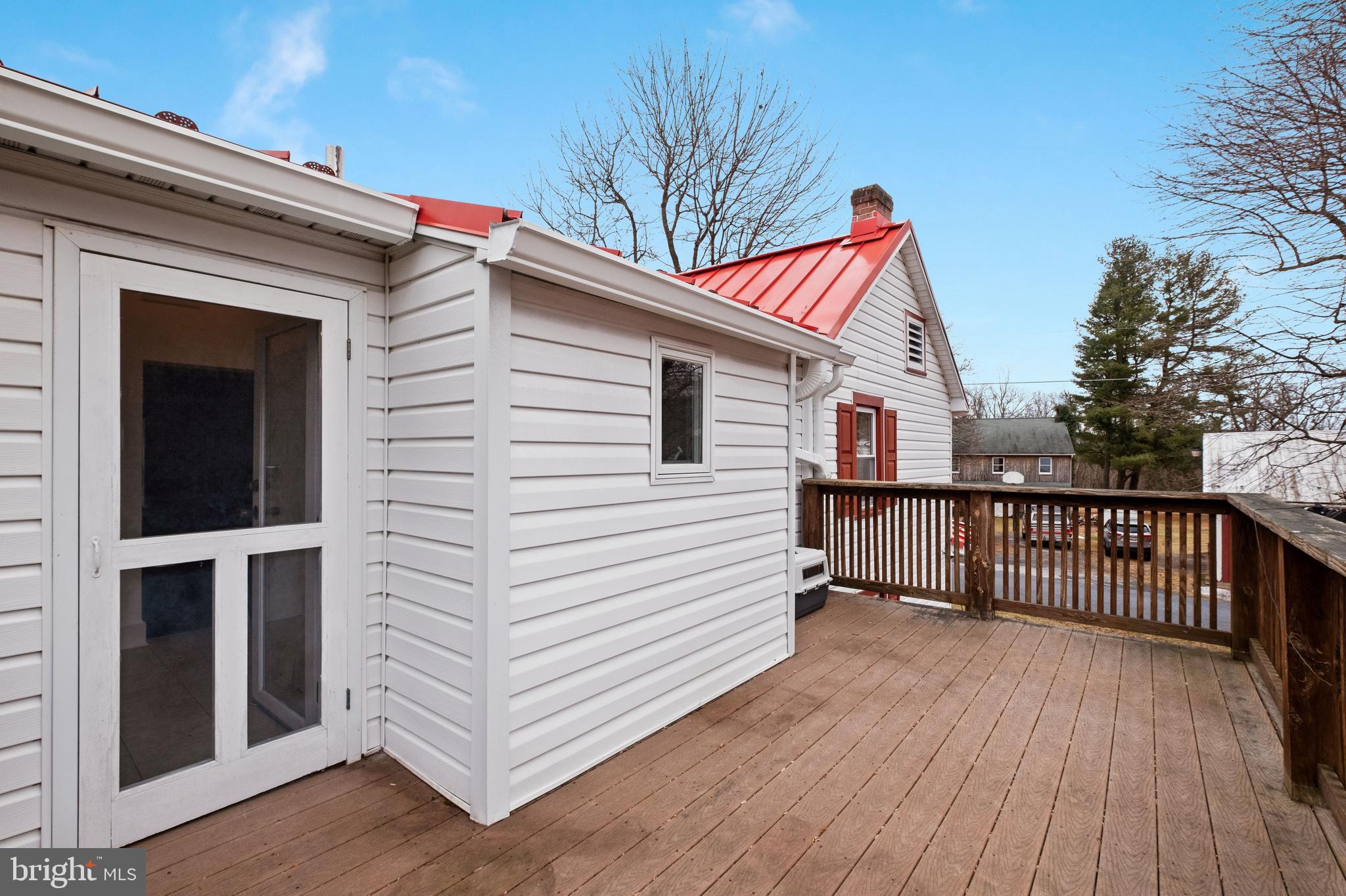 13500 Loy Wolfe Road Smithsburg, MD 21783 - Photo 17 of 34 Gallery Image 17