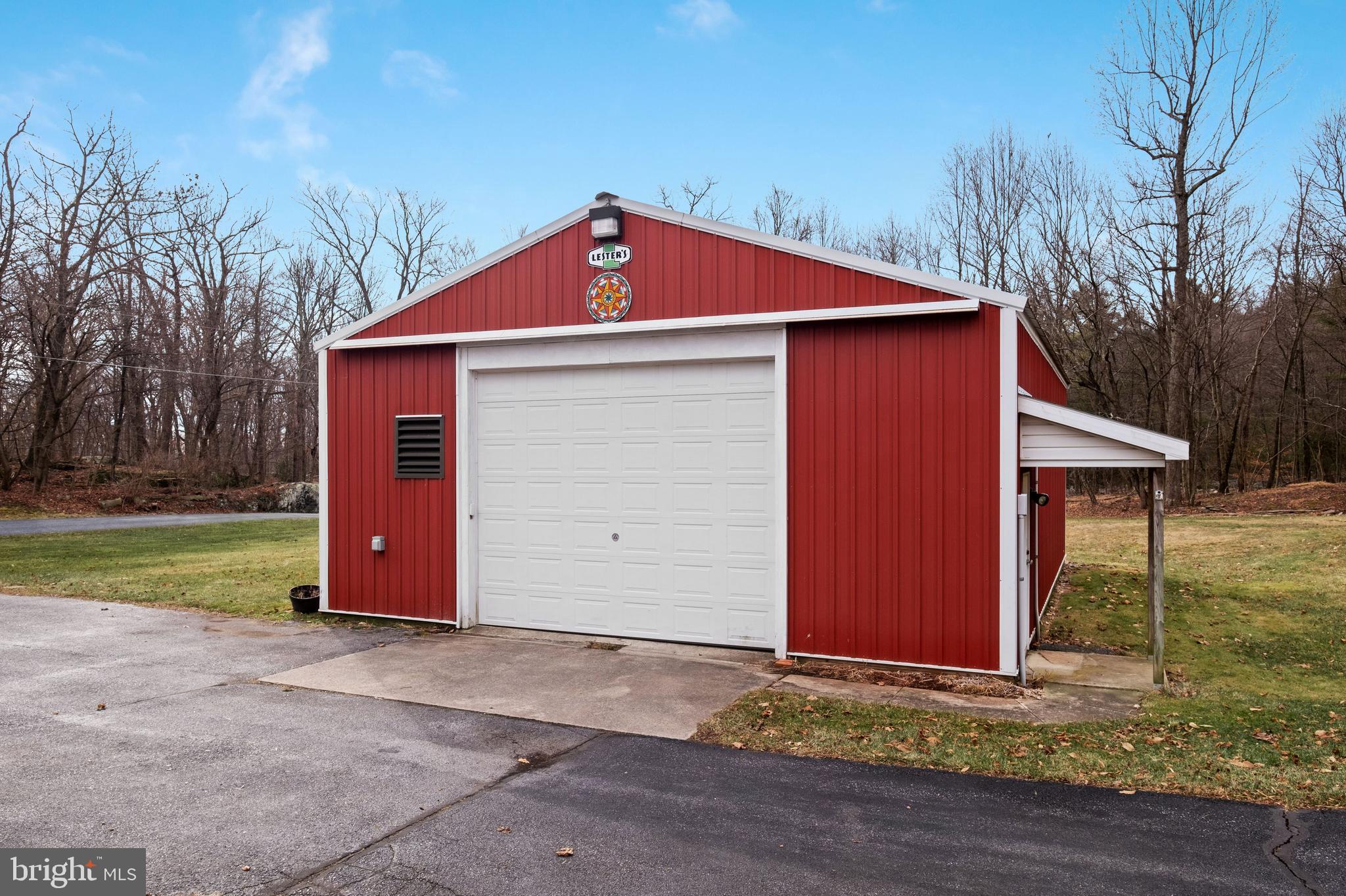 13500 Loy Wolfe Road Smithsburg, MD 21783 - Photo 28 of 34 Gallery Image 28