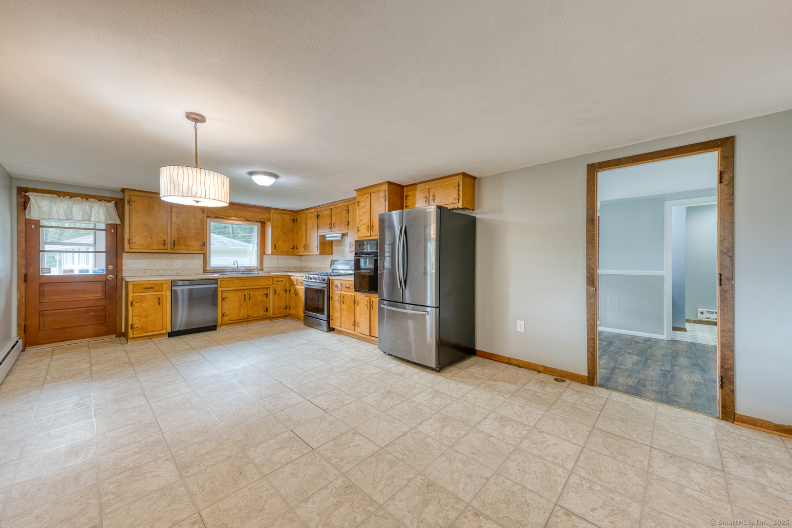 26 Edgarton Road Columbia, CT 06237 - Photo 14 of 35