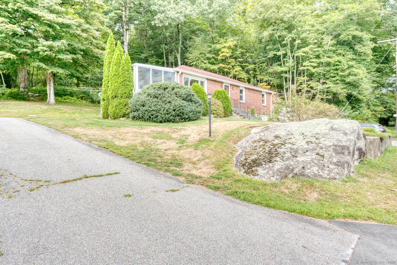 26 Edgarton Road Columbia, CT 06237 - Photo 6 of 35 a view of a backyard