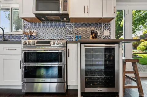 $1,375,000 | 385 San Carlos Way, Novato, CA 94945