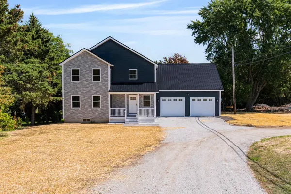 $569,900 | 2159 Hathaway Point Road, St. Albans Town, VT 05488