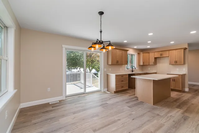 $575,000 | 2159 Hathaway Point Road, St. Albans Town, VT 05468