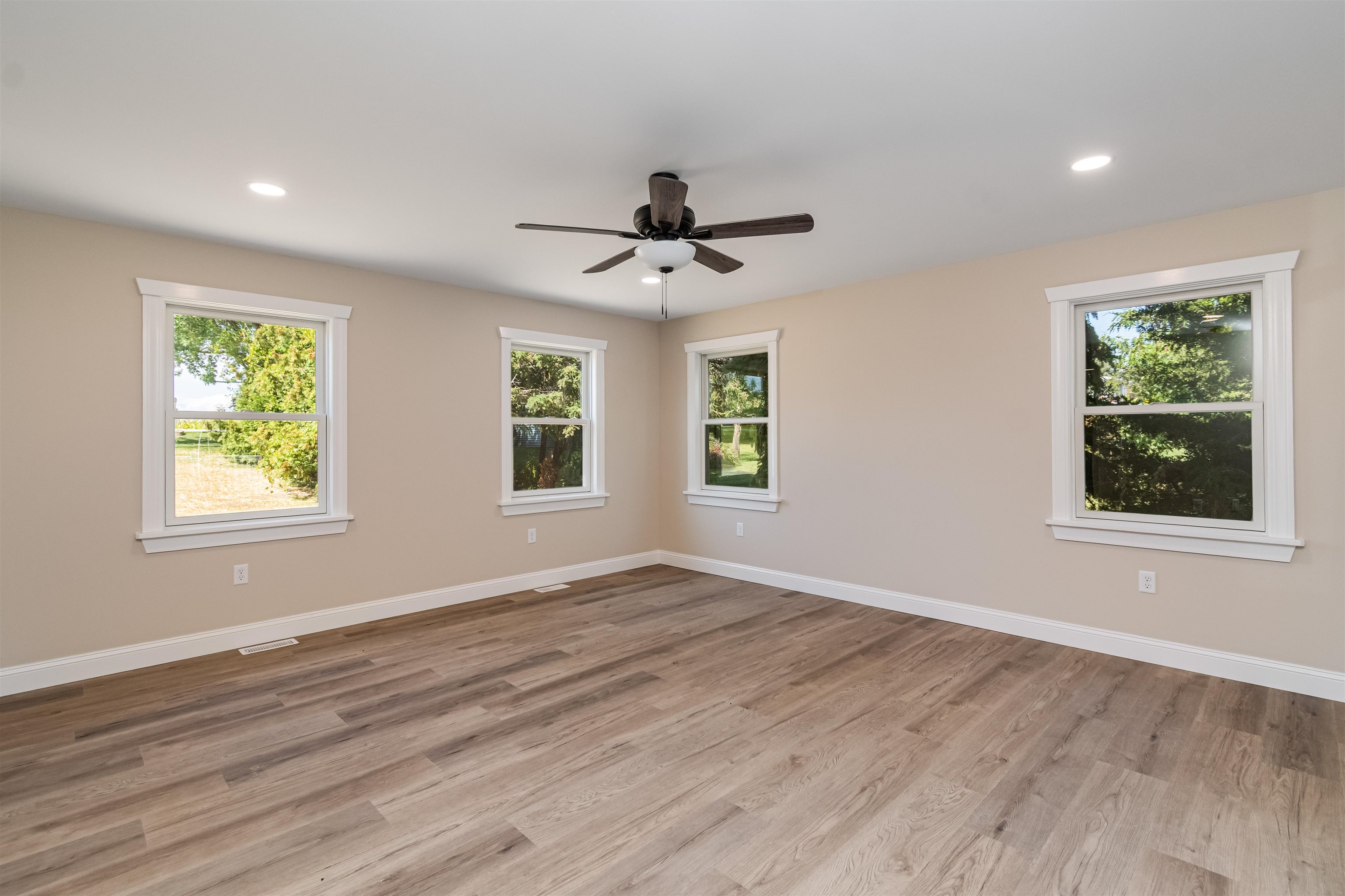 2159 Hathaway Point Road St. Albans Town, VT 05468 - Photo 21 of 60