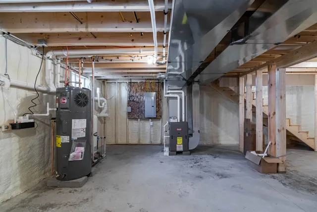 $575,000 | 2159 Hathaway Point Road, St. Albans Town, VT 05468