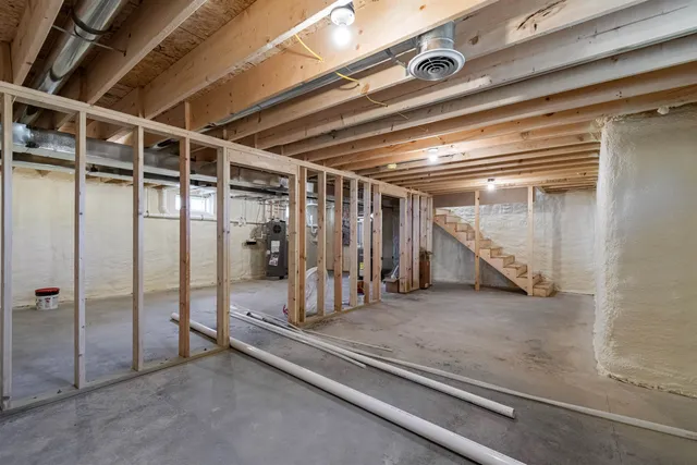 $575,000 | 2159 Hathaway Point Road, St. Albans Town, VT 05468