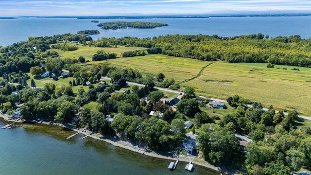 $575,000 | 2159 Hathaway Point Road, St. Albans Town, VT 05468