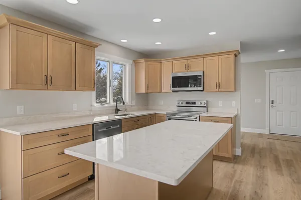 $559,500 | 2159 Hathaway Point Road, St. Albans Town, VT 05488