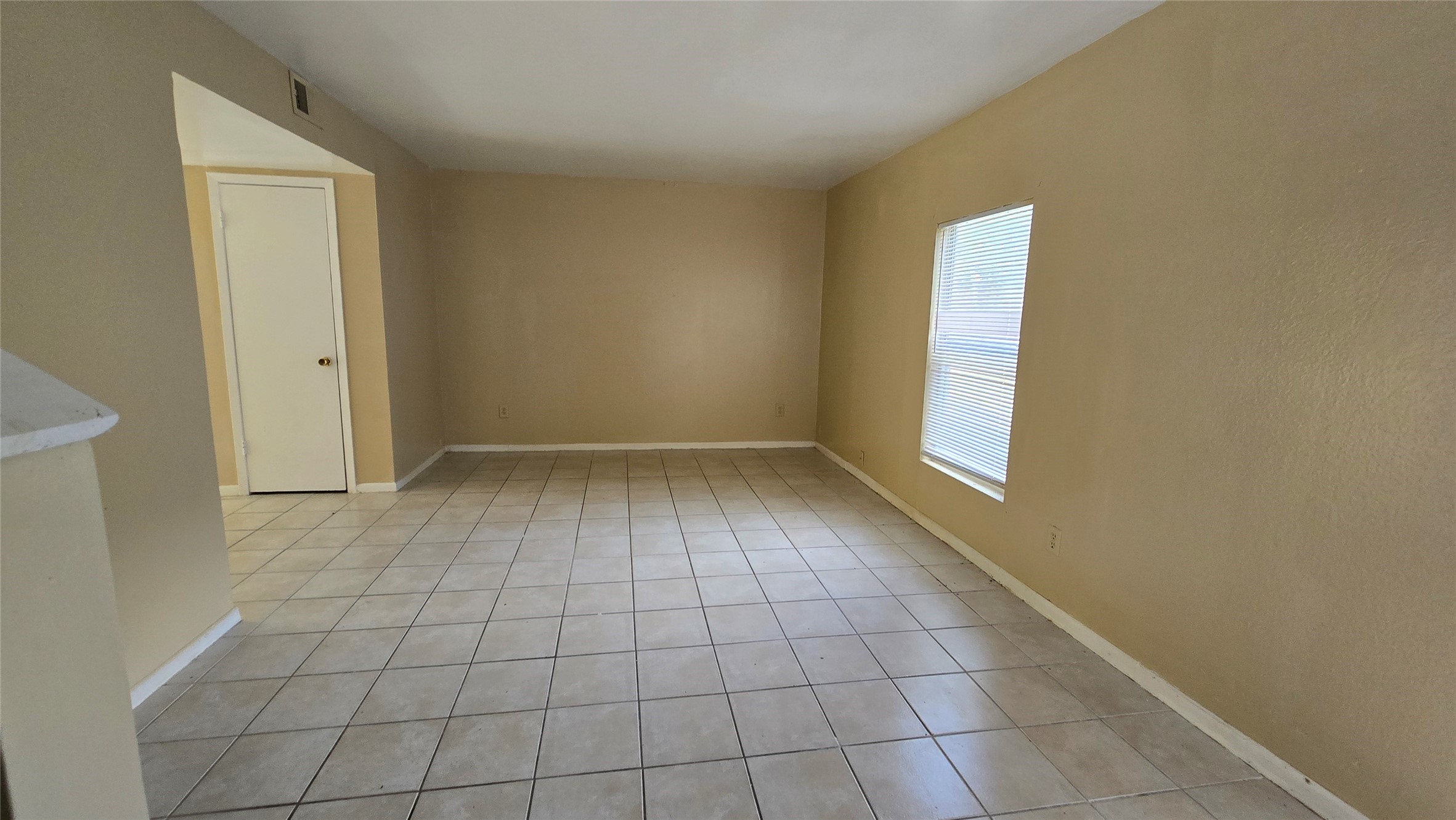 1403 Blalock Road, Unit 11 Houston, TX 77055 - Photo 2 of 15 Gallery Image 2