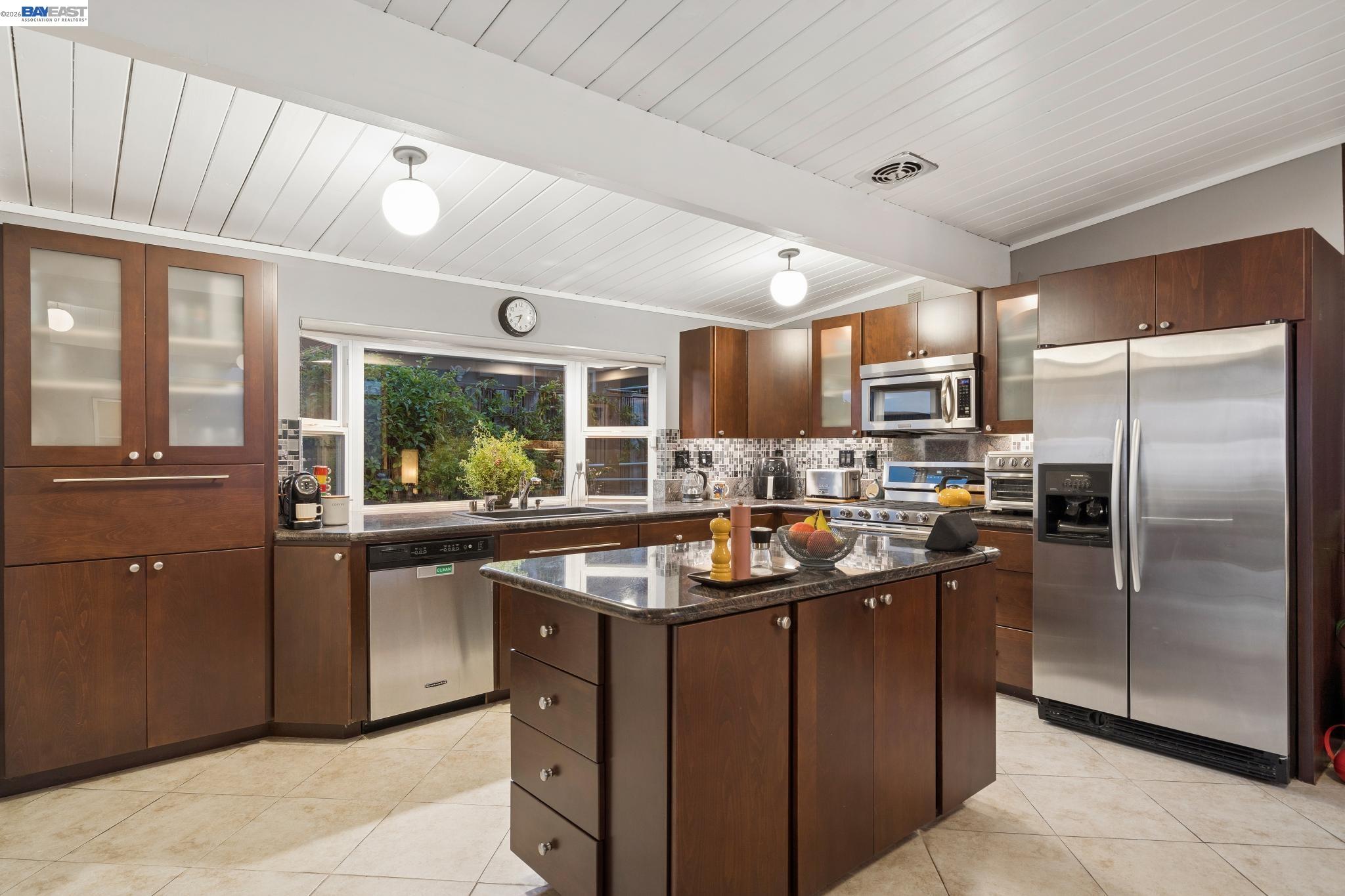 5842 Highwood Road Castro Valley, CA 94552 - Photo 82 of 93