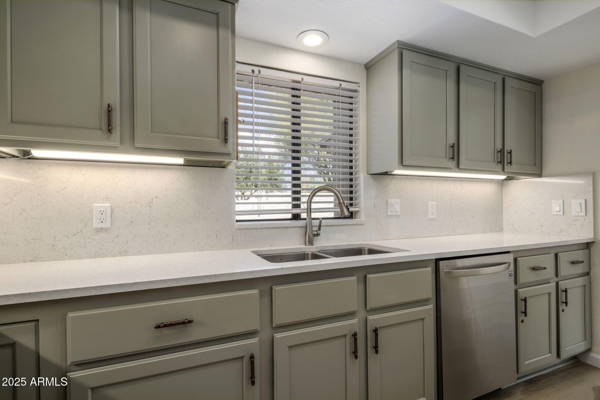 18560 East Horseshoe Bend Rio Verde, AZ 85263 - Photo 16 of 42 a kitchen with a sink and cabinets