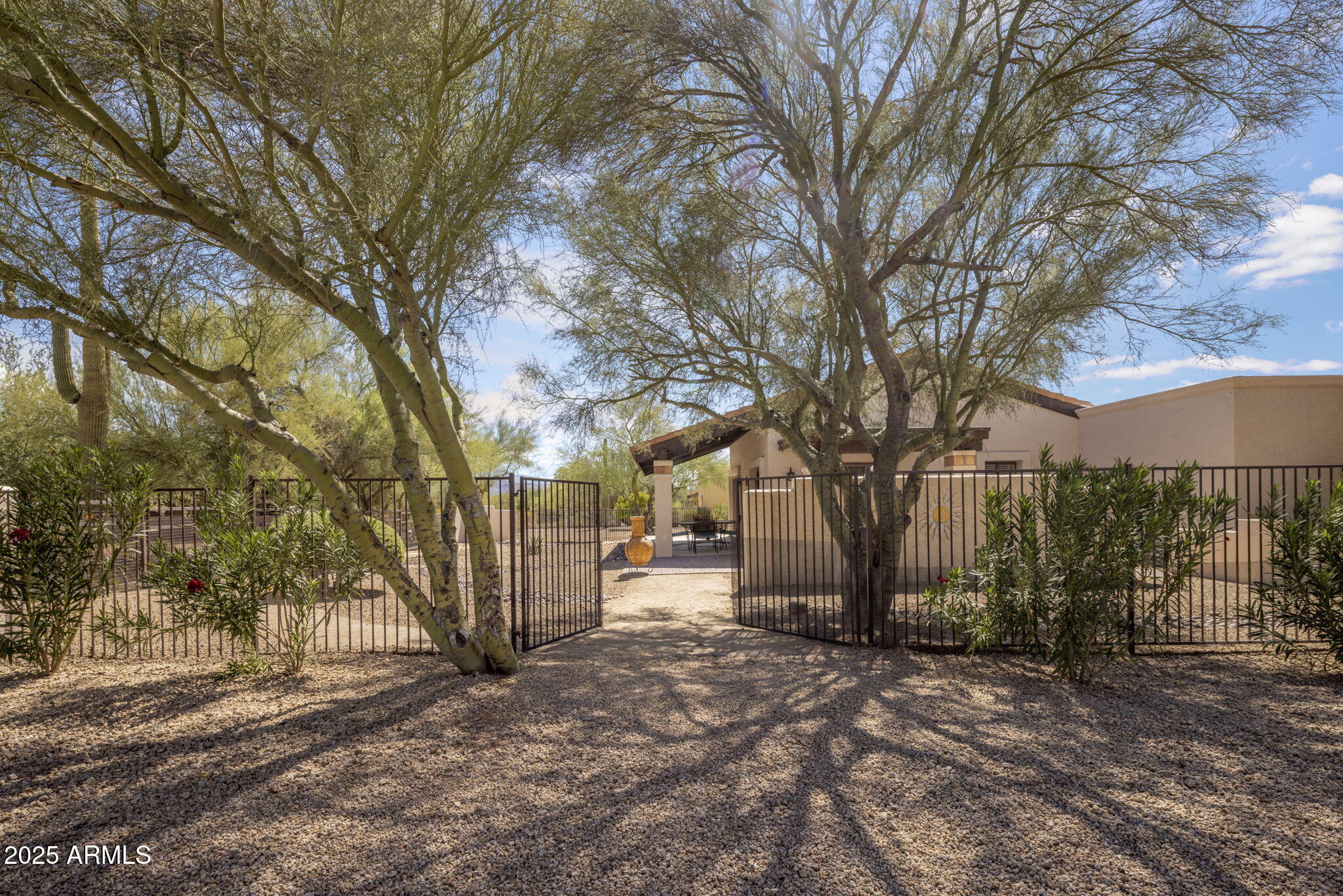 18560 East Horseshoe Bend Rio Verde, AZ 85263 - Photo 29 of 42 a view of a yard with a tree