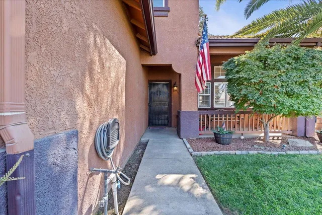 $549,000 | 342 Sunnyhill Drive, Turlock, CA 95382