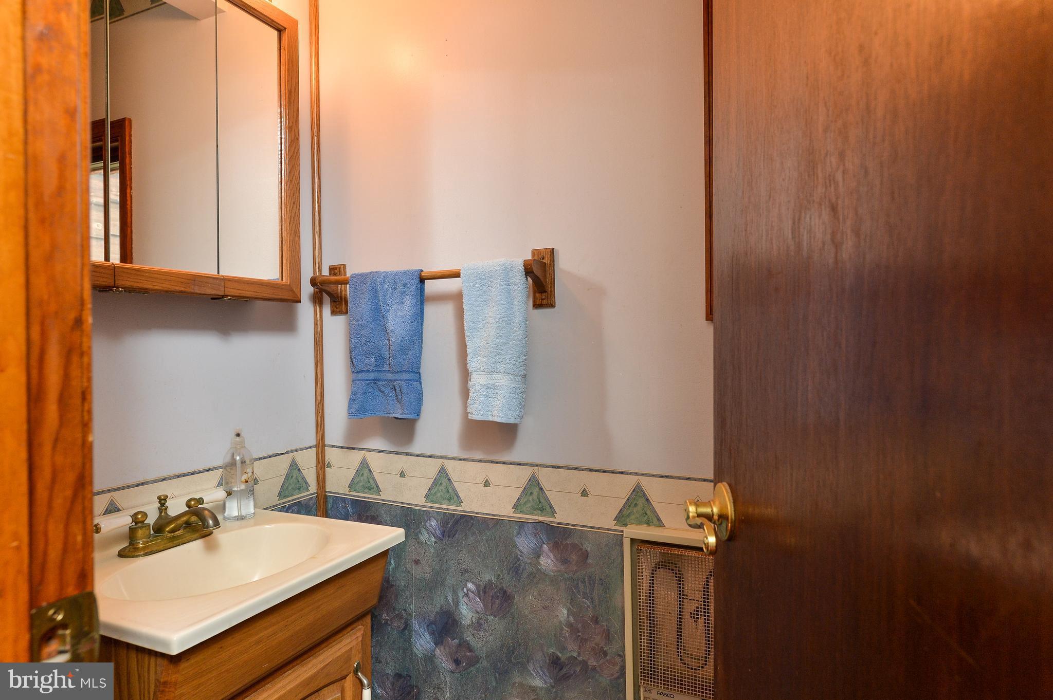 79 Papermill Road Elkton, MD 21921 - Photo 15 of 24 Half bath in laundry area