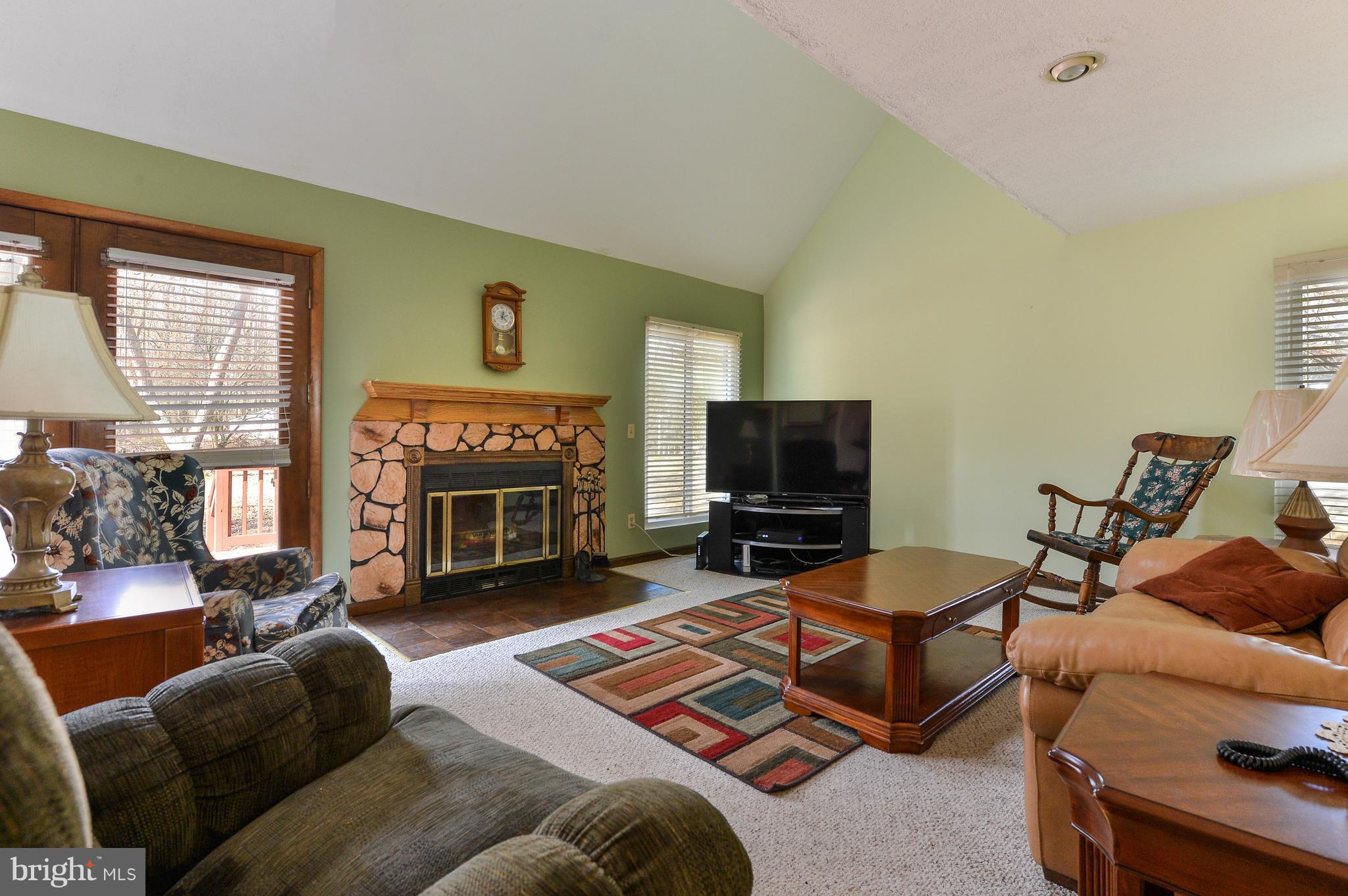 79 Papermill Road Elkton, MD 21921 - Photo 8 of 24 Living Room