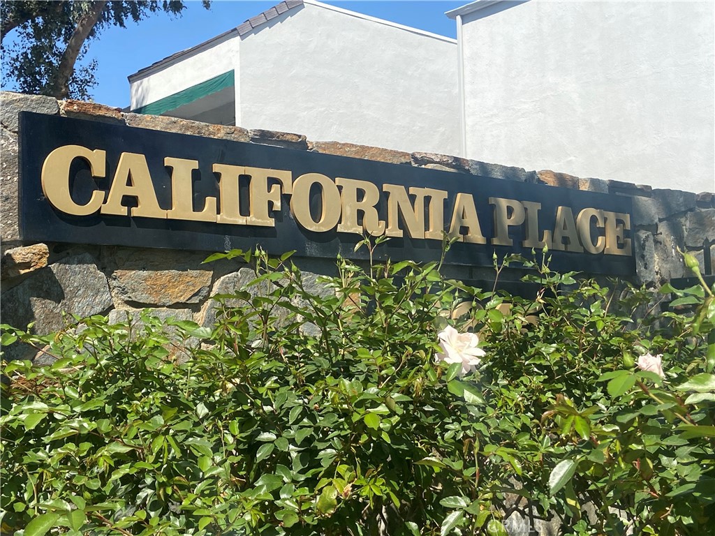 18645 Hatteras Street, Unit 278 Tarzana, CA 91356 - Photo 36 of 37 a sign broad on a street sign