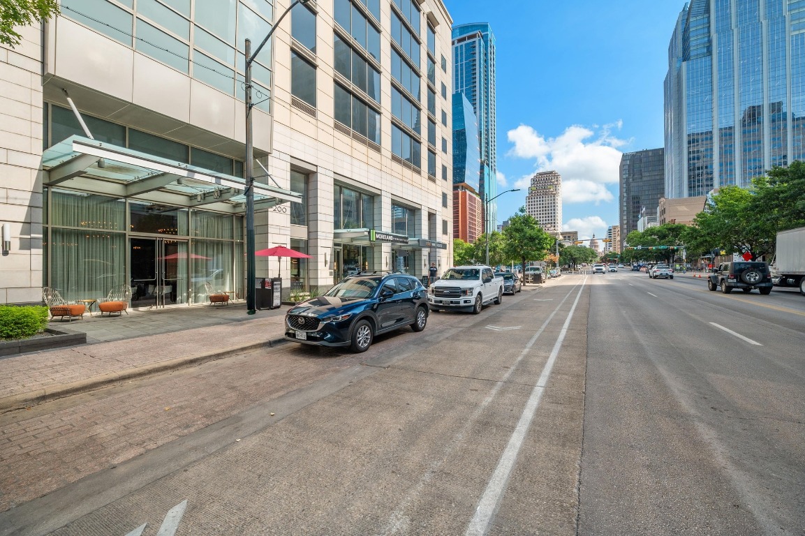 200 Congress Avenue, Unit 19F Austin, TX 78701 - Photo 31 of 40 a view of a street with cars