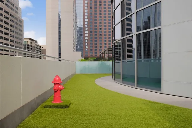 $2,250,000 | 200 Congress Avenue, Unit 19F, Austin, TX 78701