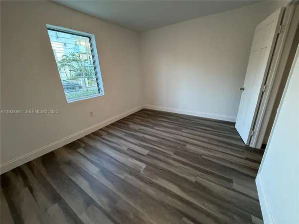 $1,550 | 7928 Harding Avenue, Unit 1, Miami Beach, FL 33141