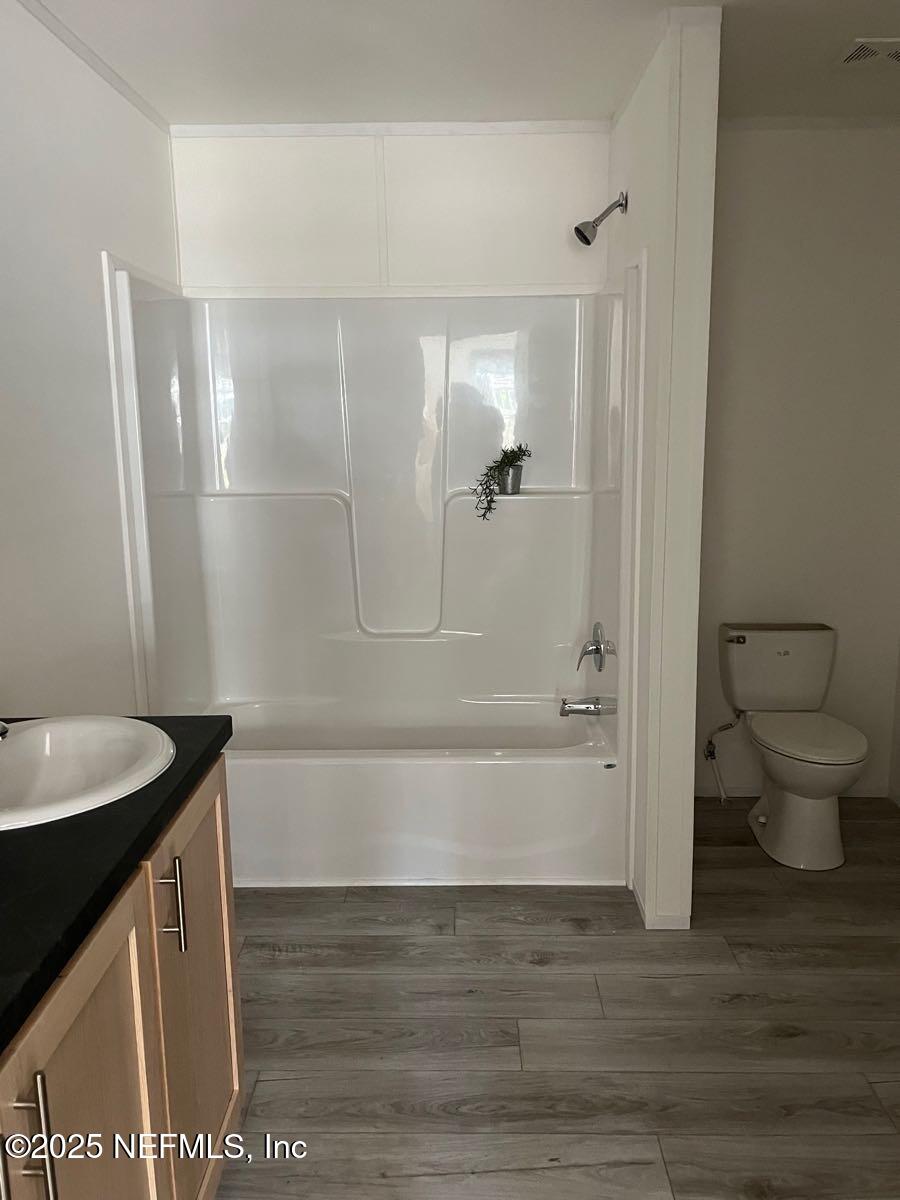 540324 Lem Turner Road Callahan, FL 32011 - Photo 15 of 25 a bathroom with a sink and a mirror